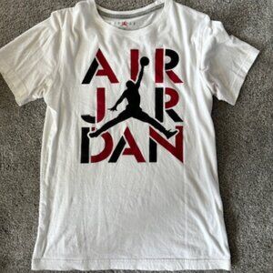 Boys Jordan T-Shirt Size XL